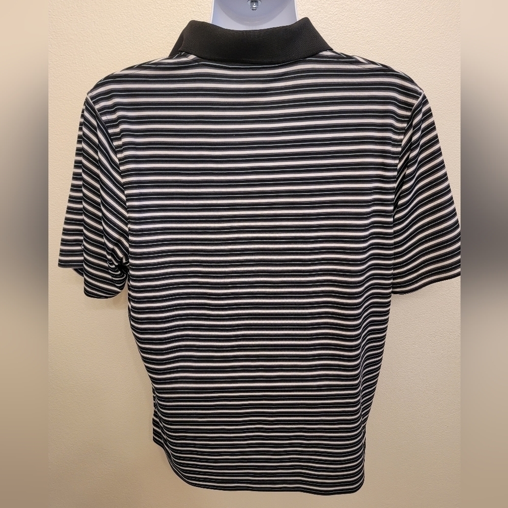 2 Reebok Men's Performance Polo Shirts - Picture 6 of 7